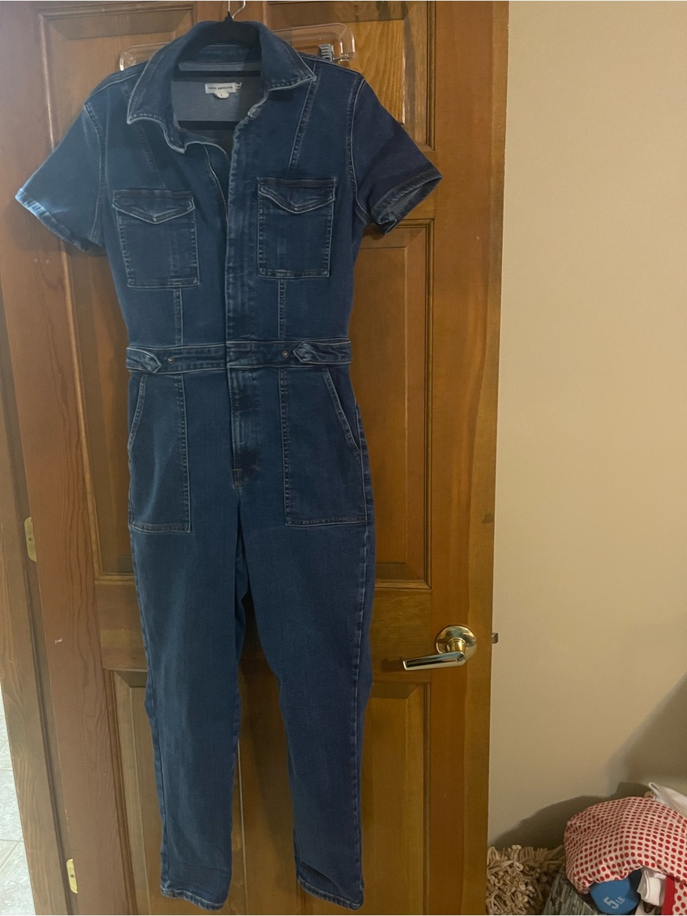 Good American Indigo Denim Top with Label Detail